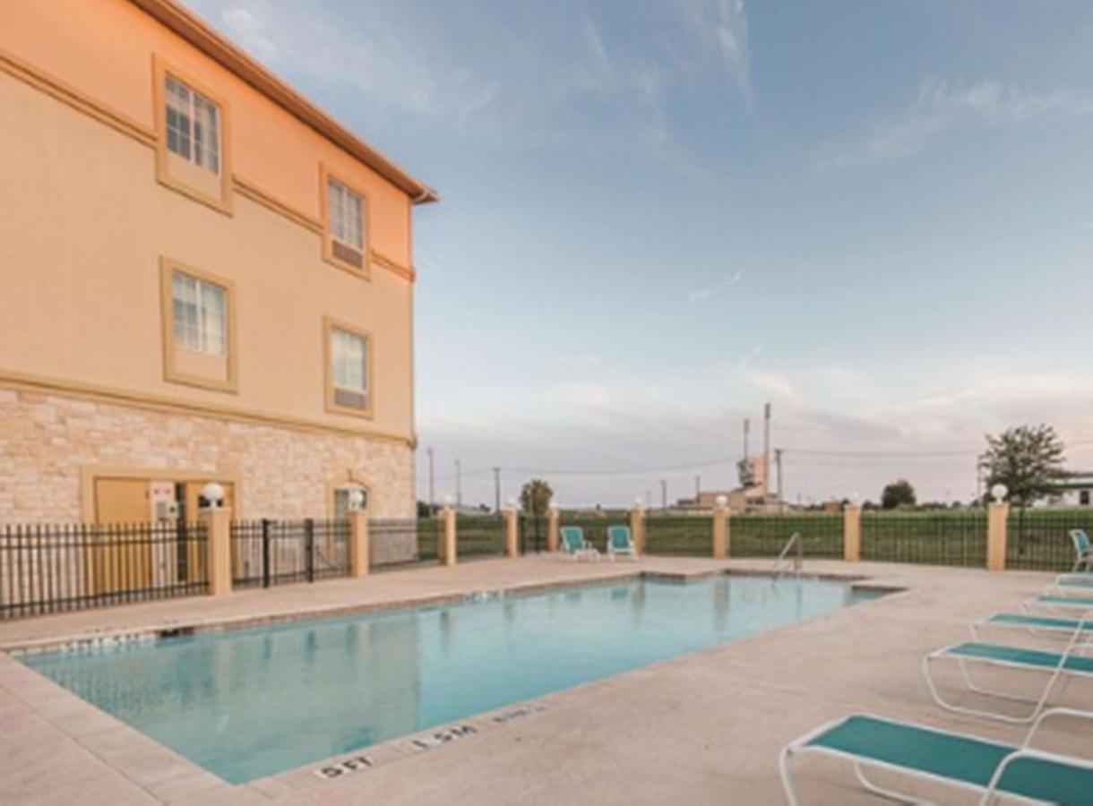 La Quinta By Wyndham Waxahachie Hotel Exterior foto